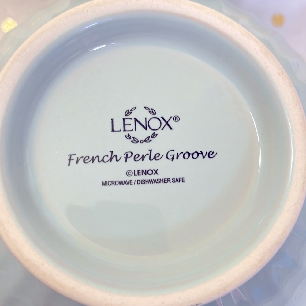 NEW LENOX 24oz Bowl Set Of 2 French Perle Groove - Ice Blue - Picture 4 of 5